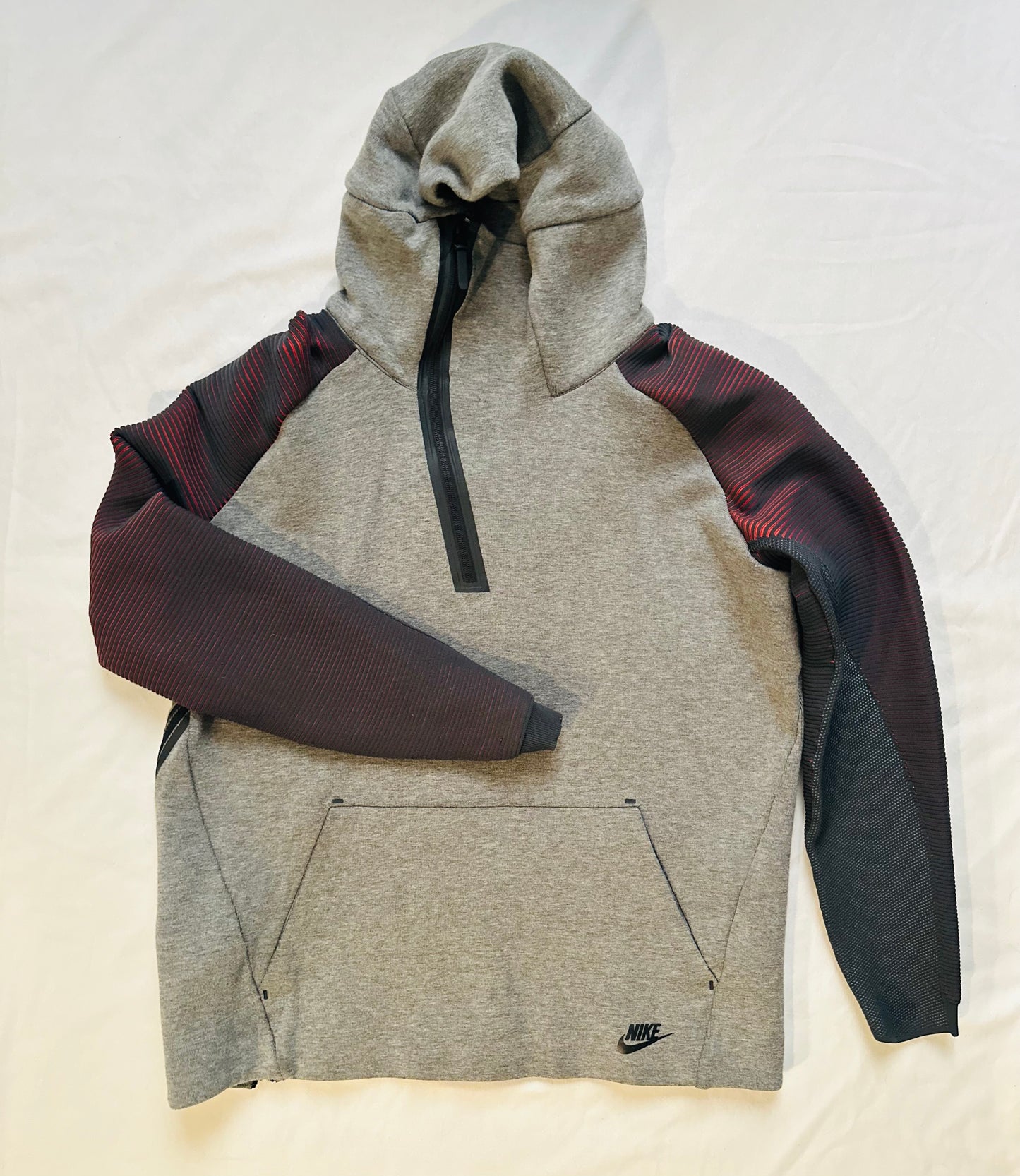 Nike Tech Fleece Dynamic Hoodie