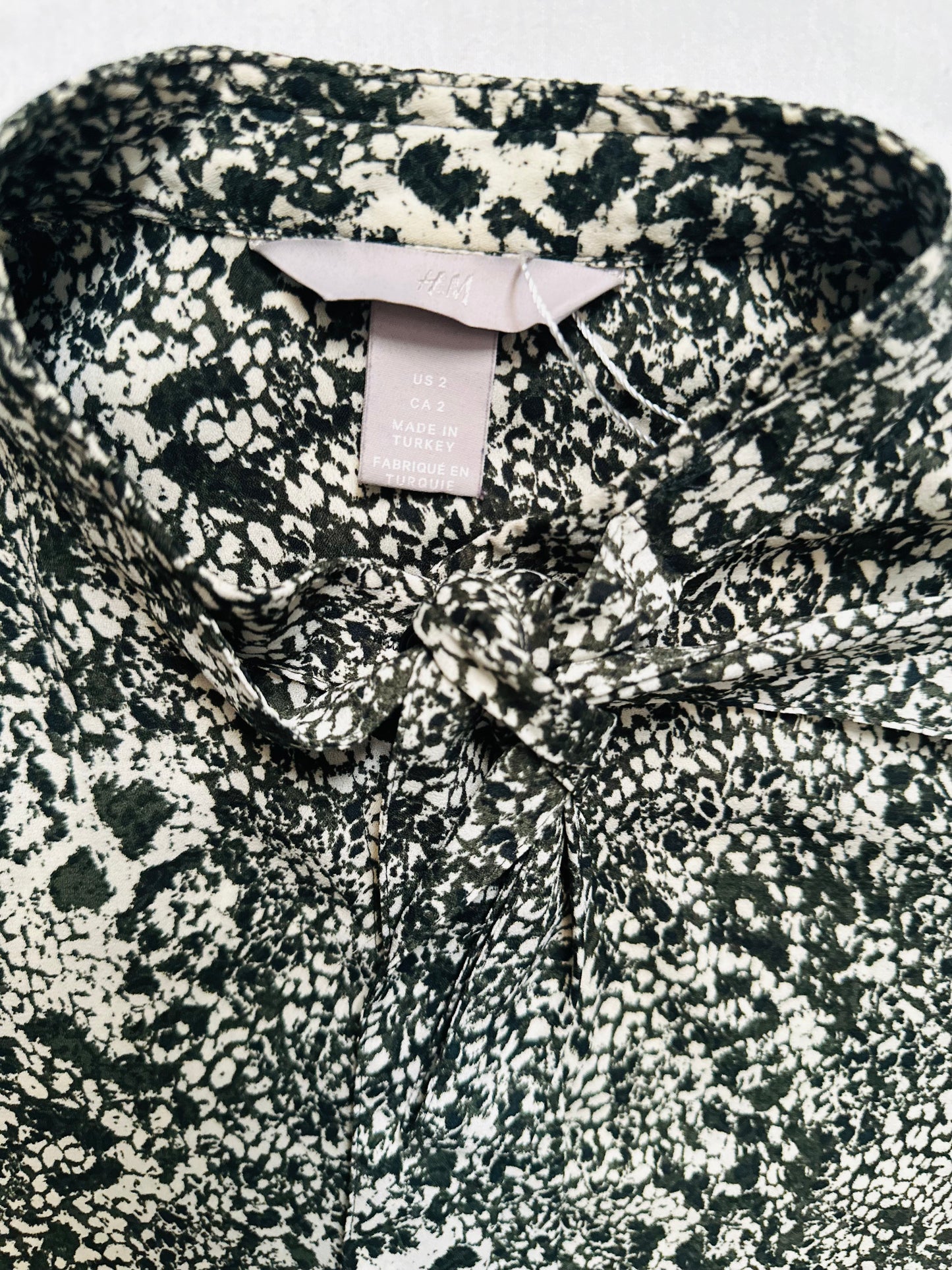 H&M Khaki Blouse