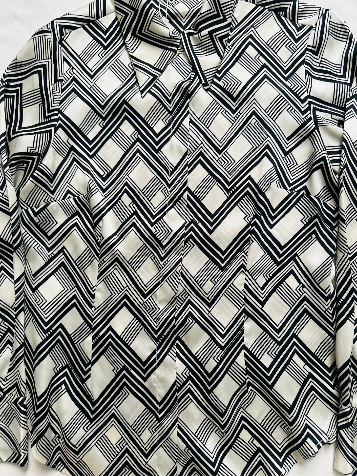 MANGO Black & White Slim Fit Printed Casual Blouse