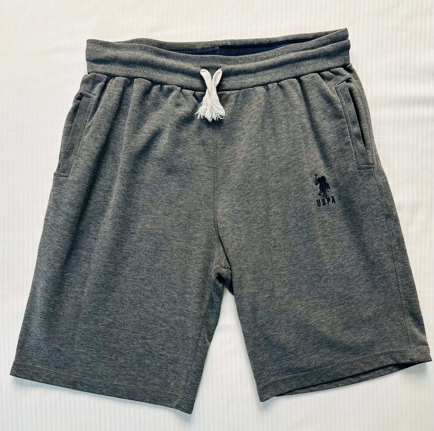 Ralph Lauren Shorts (Sz L)